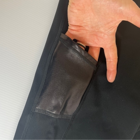 SPANX Every Wear Active Gloss Pocket Leggings Black size Large - Picture 9 of 12